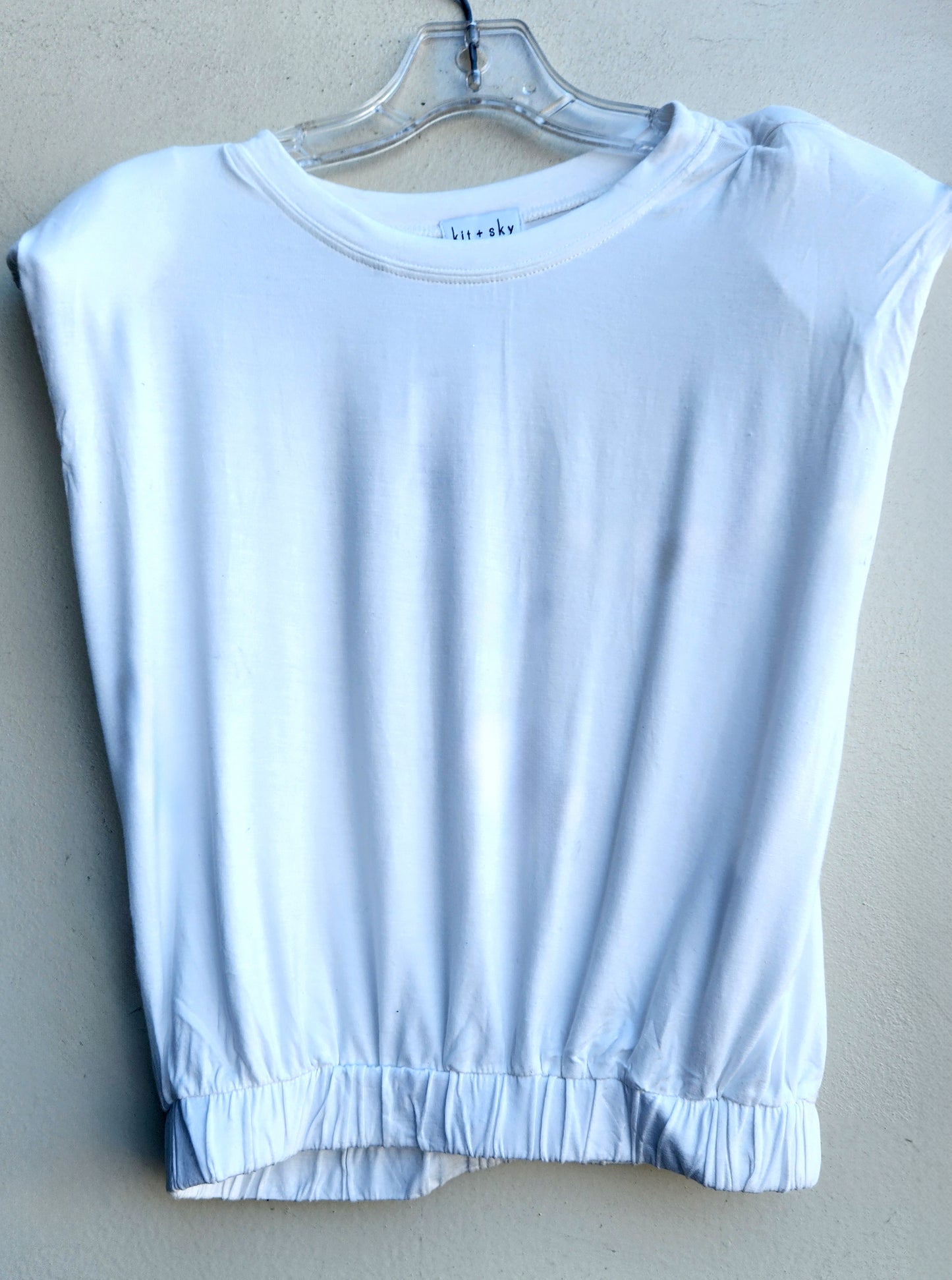 Kit & Sky Women's Sleeveless Top  Color White Size M