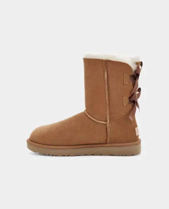 UGG Women's Bailey Bow II Boot   Color Chestnut Size 7M