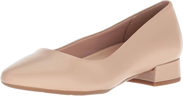 Easy Spirit Women's Caldise Pump  Color Latte 101 Size 8.5M