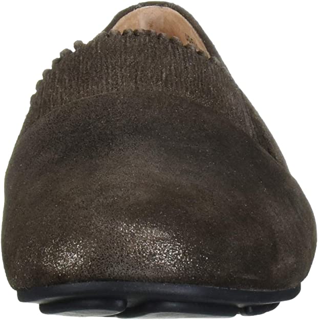 Gentle Souls by Kenneth Cole Women's Eugene Ruffle Slipper Loafer  Color Bronze Size 7.5M