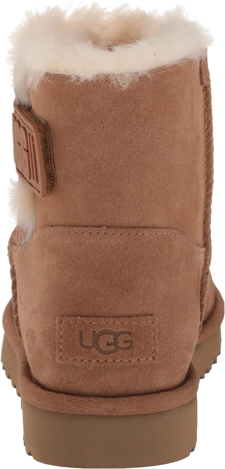 UGG Women's Bailey Logo Strap Boots  Color Chestnut Size 10M