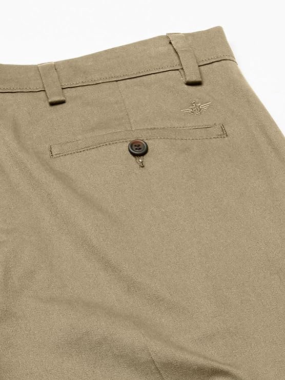 Dockers Men's Easy Stretch Classic Fit Khaki Pants  Color Timber Wolf W34xL30