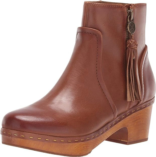 Patricia Nash Women's Rafael Boot  Color Tan Size 8M