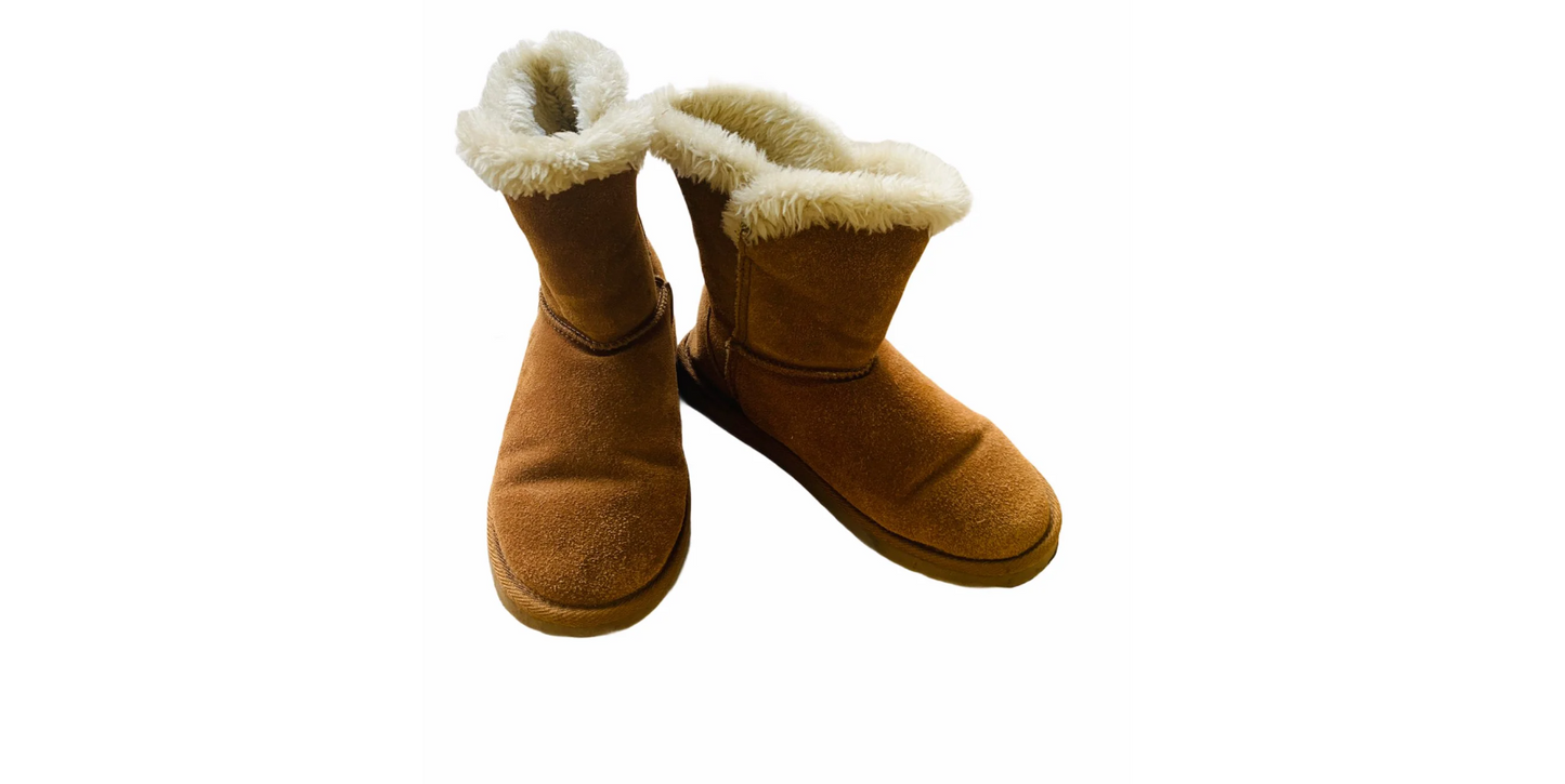 Style & Co Tiny2 Cold Weather Comfort Boots  Color Chestnut  Size 9M