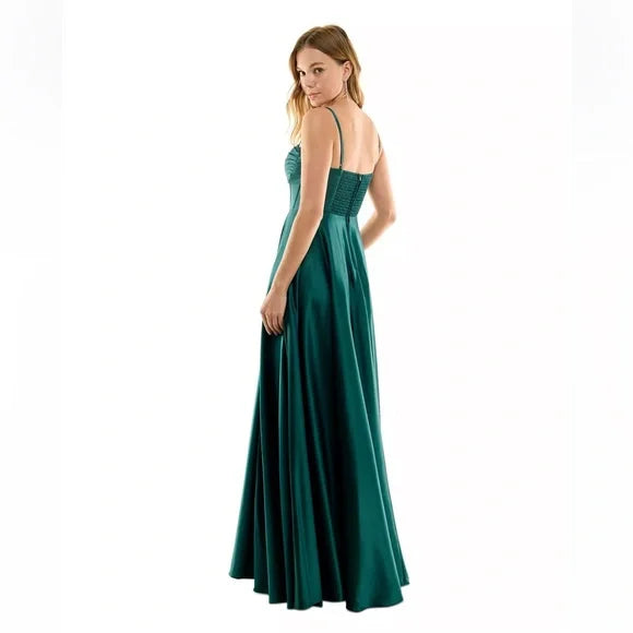 B Darlin Juniors Pleated-Bodice High-Slit Evening Gown  Color Hunter Size 9/10