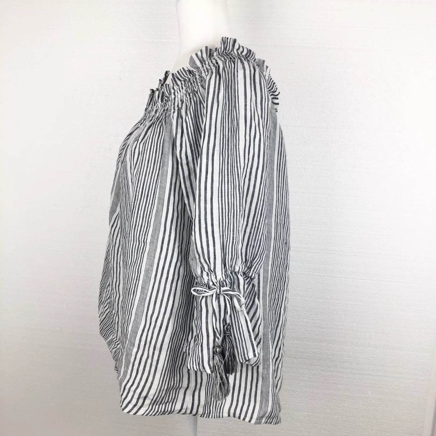 Vince Camuto Women's Linen Striped Peasant Top Boho Blouse   Color Gray Size 2XS