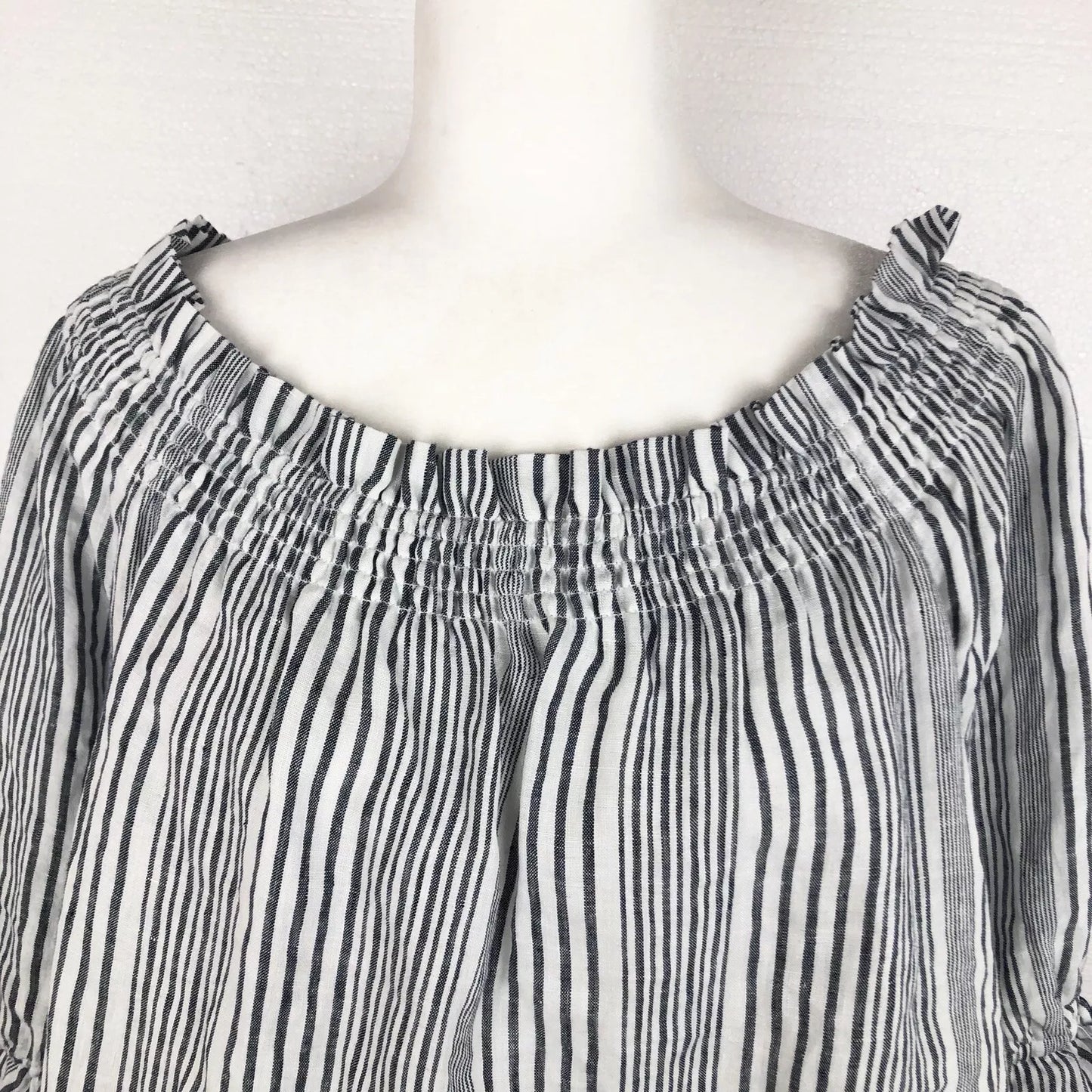 Vince Camuto Women's Linen Striped Peasant Top Boho Blouse   Color Gray Size 2XS