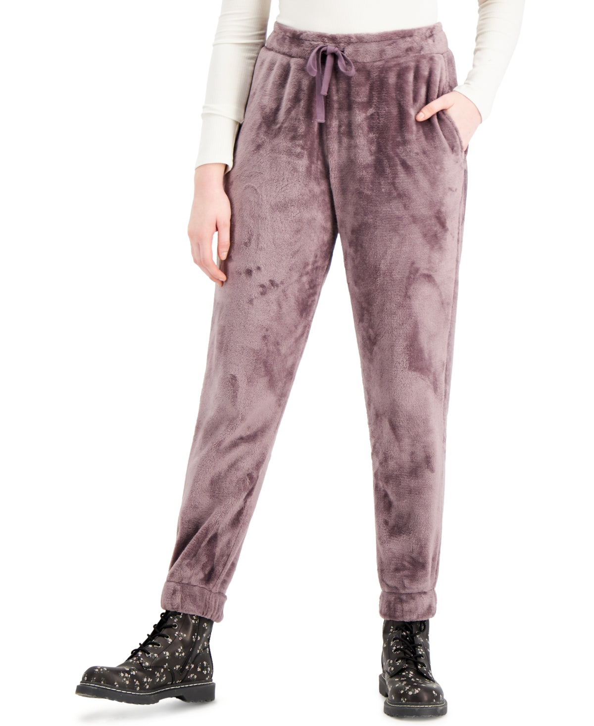 HIPPIE ROSE Juniors' Plush Jogger Pants   Color Moonscape Size M