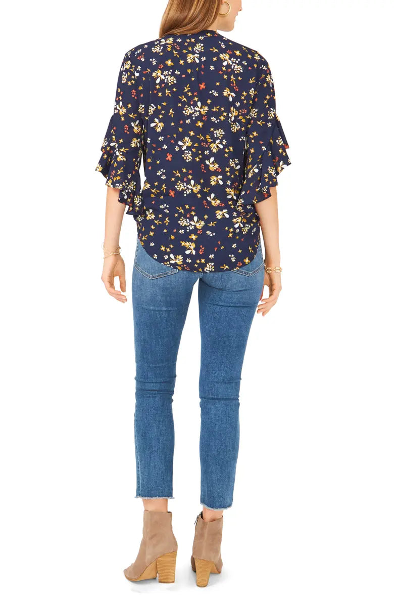 VINCE CAMUTO Womens Floral Flutter Sleeve Blouse  Color Classic Navy Size XS