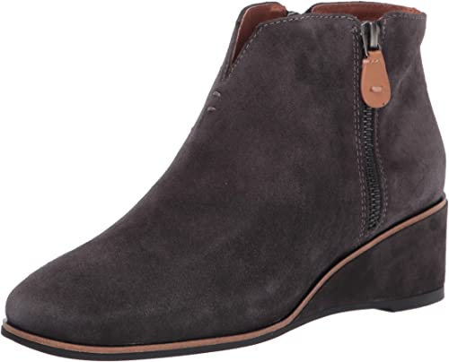 Gentle Souls by Kenneth Cole Women's Fashion Boot  Color Charcoal Size 7M