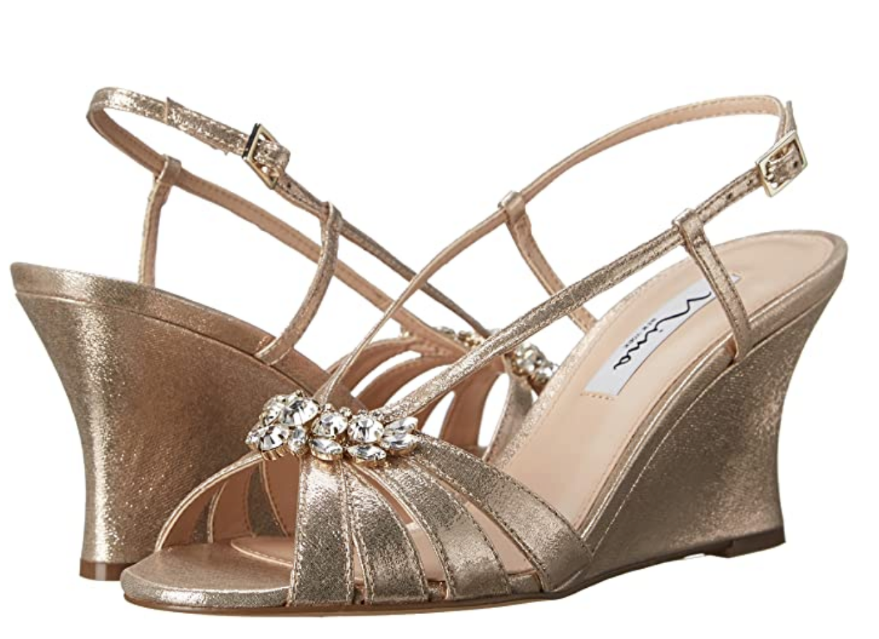 Nina Women's Viani Wedge Sandal Color: Taupe Size: 8M