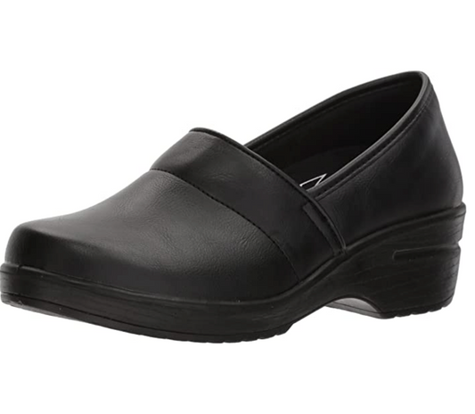 Easy Works Women's Lyndee Health Care Professional Shoe