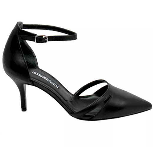 CHARLES DAVID Collection Astrid Pumps  Color Black Size 9