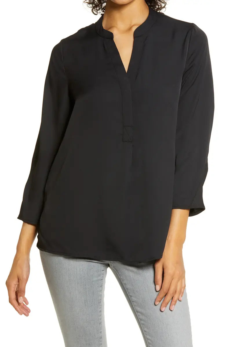 VINCE CAMUTO Women's V-Neck Popover Top  Color Rich Black Size XS