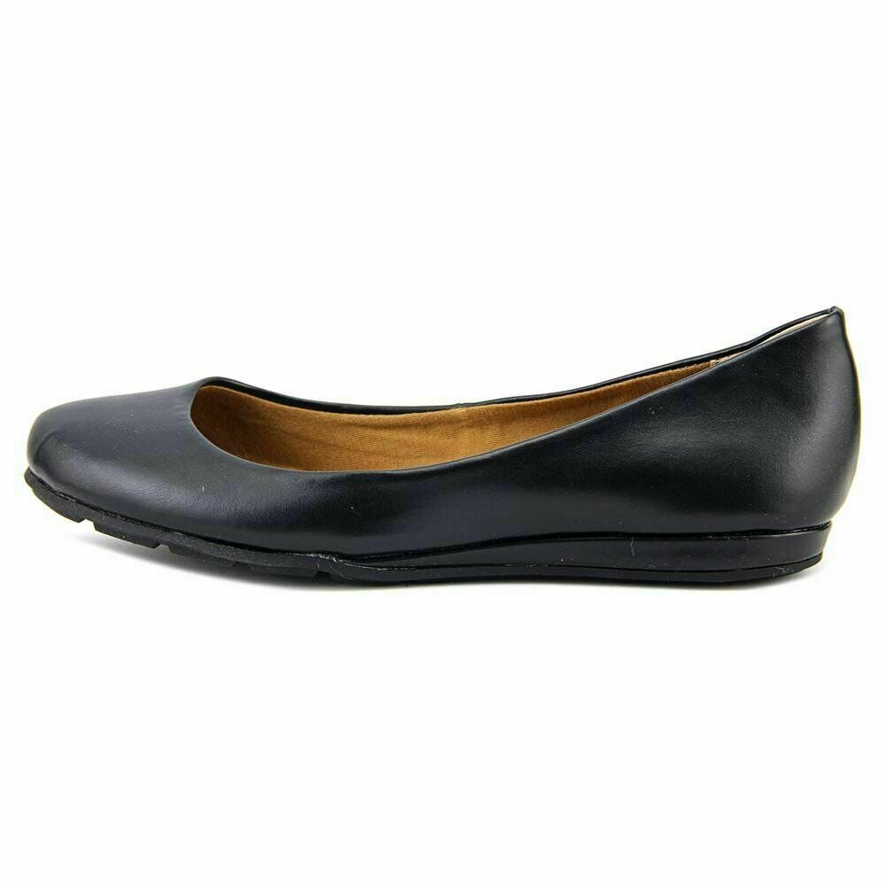 American Rag Womens Ellie Closed Toe Loafers Black Smooth AELLIE1BLK  - Size 5.5M
