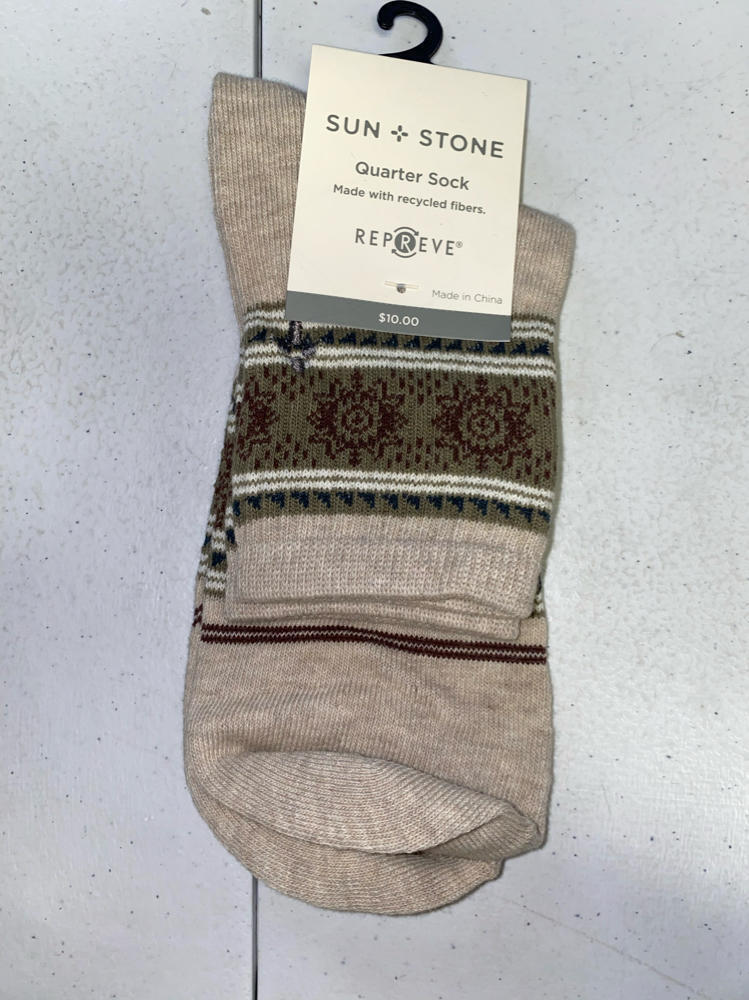 Sun Stone Mens Holiday Half Calf Socks  Color Brown Reindeer ONE SIZE